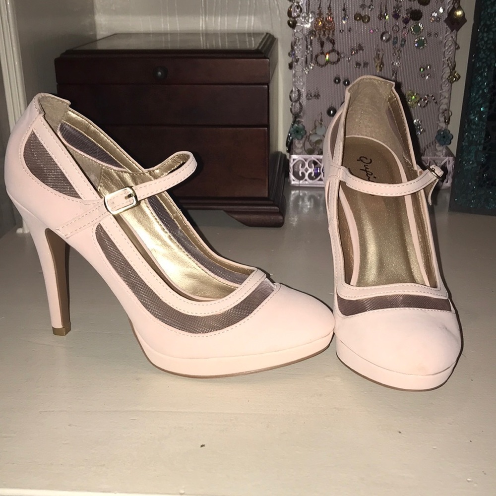 Light pink heels